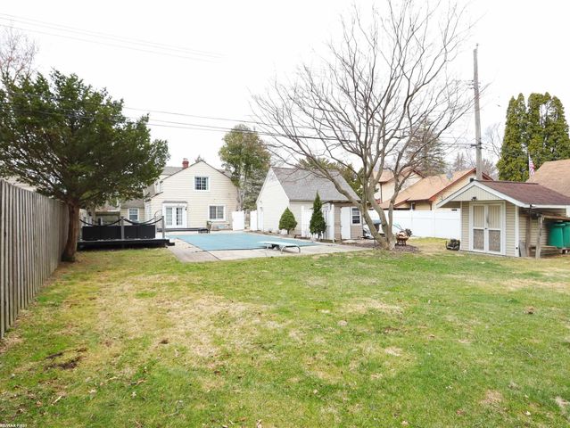 31778 Cloverly Court, Warren, MI 48092