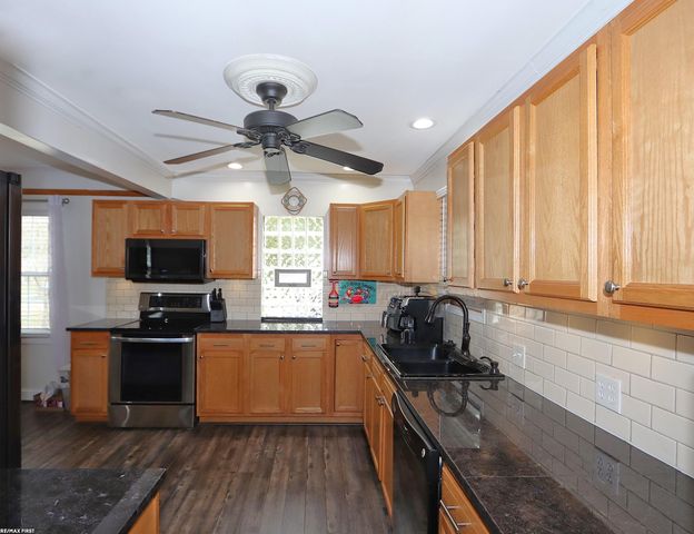 31778 Cloverly Court, Warren, MI 48092