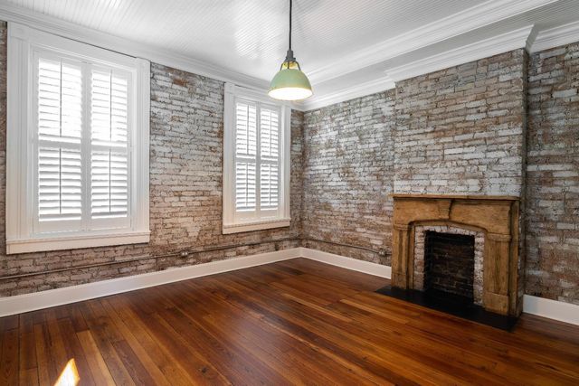 1325 Clay Street, Cincinnati, OH 45202