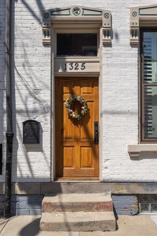 1325 Clay Street, Cincinnati, OH 45202