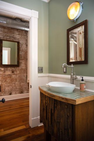 1325 Clay Street, Cincinnati, OH 45202