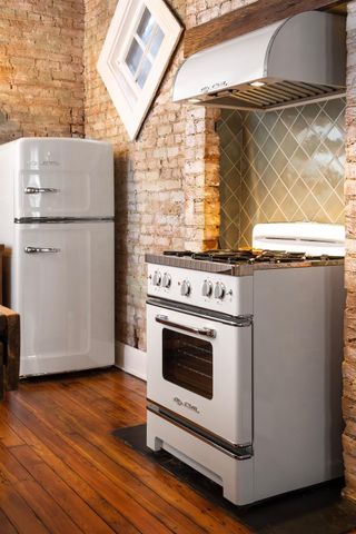 1325 Clay Street, Cincinnati, OH 45202