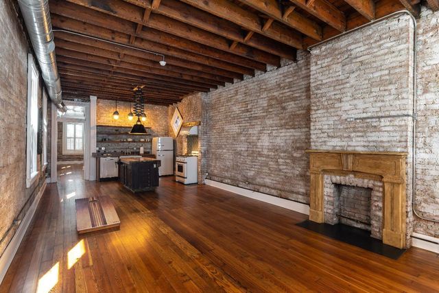 1325 Clay Street, Cincinnati, OH 45202