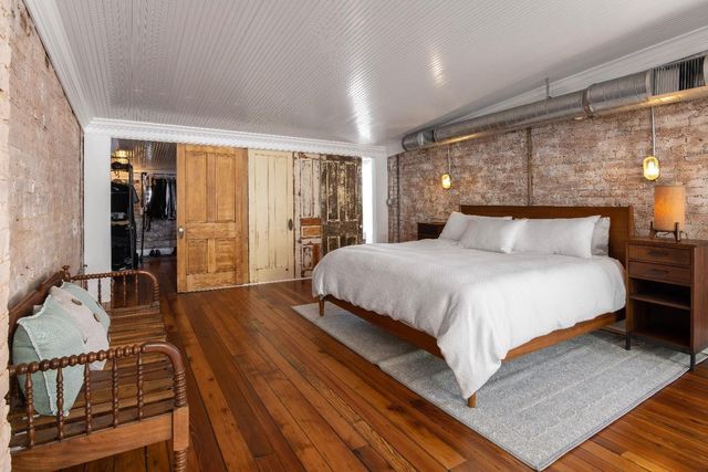 1325 Clay Street, Cincinnati, OH 45202