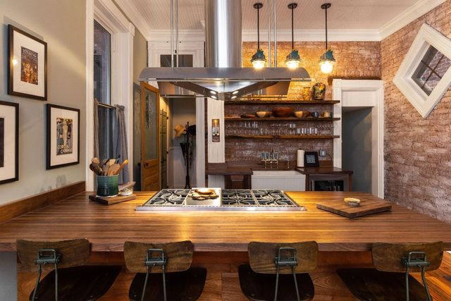 1325 Clay Street, Cincinnati, OH 45202