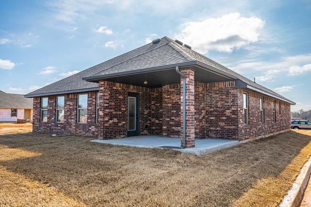 10633 SW 18th Street, Yukon, OK 73099