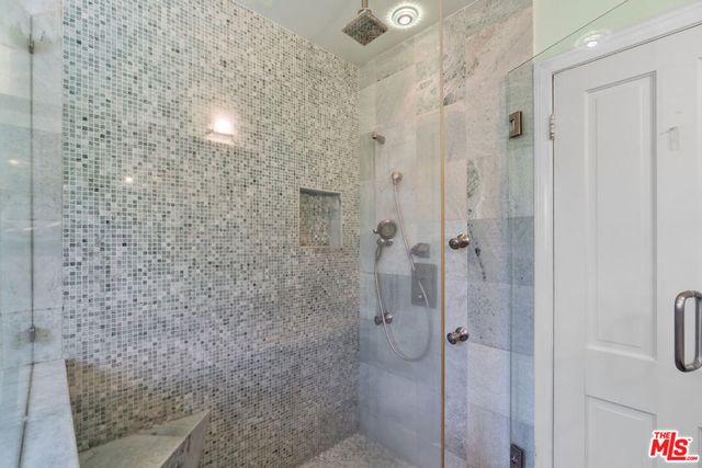 3331 Castera Avenue, Glendale, CA 91208