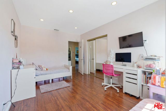 3331 Castera Avenue, Glendale, CA 91208