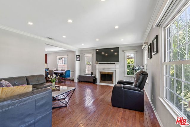 3331 Castera Avenue, Glendale, CA 91208