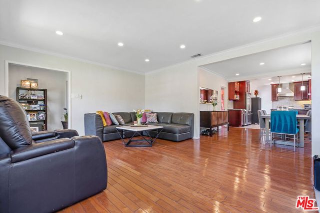 3331 Castera Avenue, Glendale, CA 91208