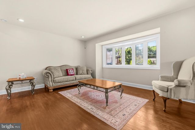 1504 BIRCHWOOD DR, Oxon Hill, MD 20745