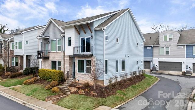 1515 Hidden Falls Road, Charlotte, NC 28206