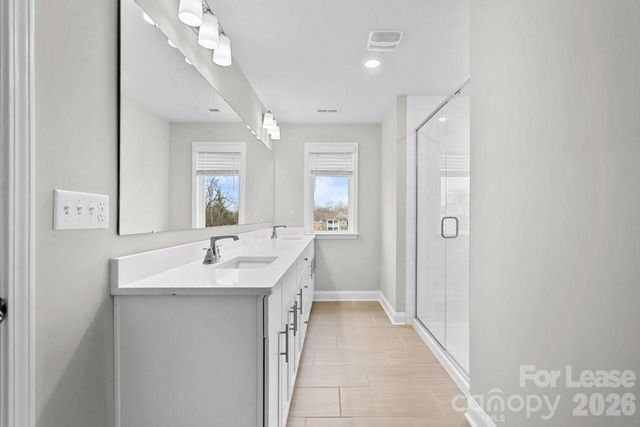 1515 Hidden Falls Road, Charlotte, NC 28206