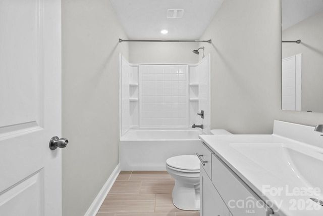 1515 Hidden Falls Road, Charlotte, NC 28206