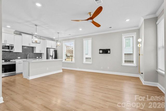 1515 Hidden Falls Road, Charlotte, NC 28206