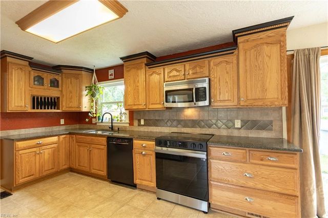 4508 Ibis CT, Portsmouth, VA 23703