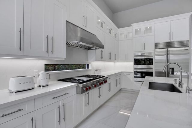 6903 NW 28th Avenue, Boca Raton, FL 33496