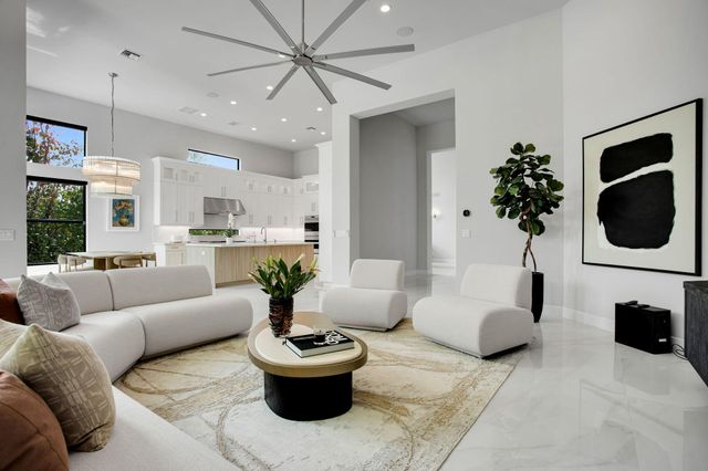 6903 NW 28th Avenue, Boca Raton, FL 33496