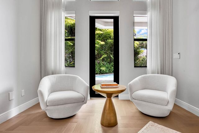 6903 NW 28th Avenue, Boca Raton, FL 33496