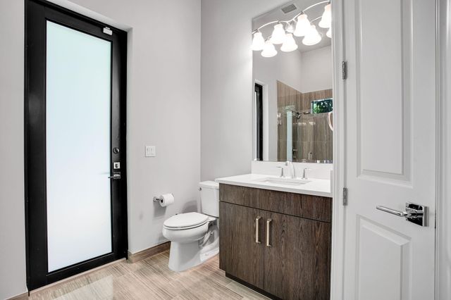 6903 NW 28th Avenue, Boca Raton, FL 33496