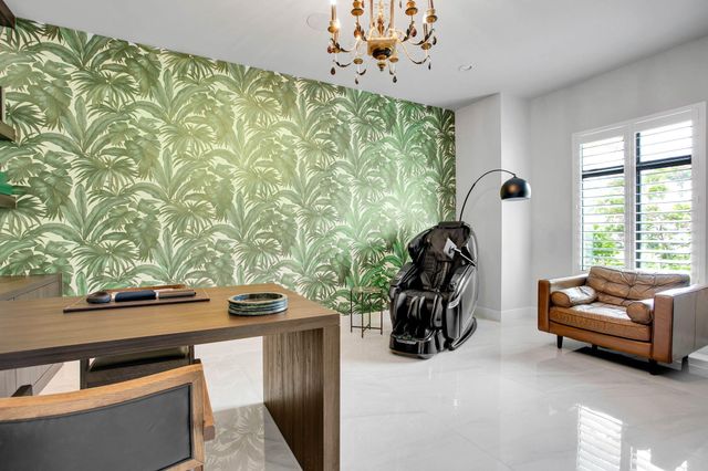 6903 NW 28th Avenue, Boca Raton, FL 33496