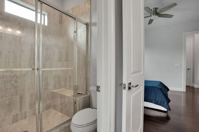 6903 NW 28th Avenue, Boca Raton, FL 33496