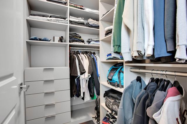 6903 NW 28th Avenue, Boca Raton, FL 33496