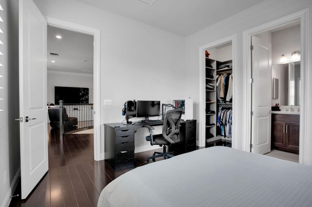 6903 NW 28th Avenue, Boca Raton, FL 33496