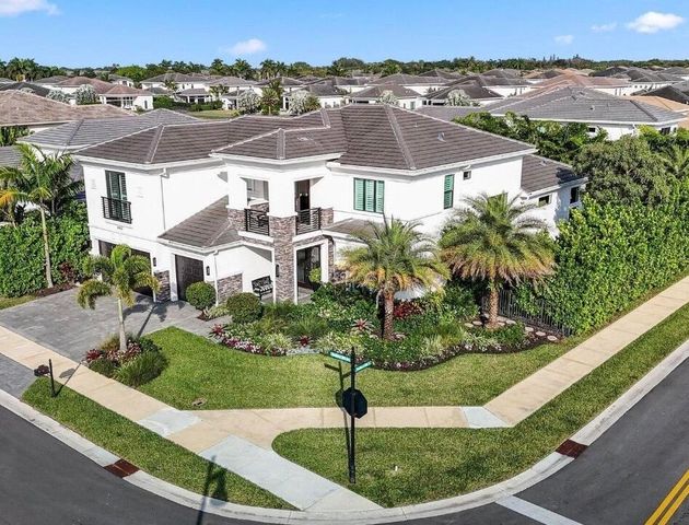 6903 NW 28th Avenue, Boca Raton, FL 33496