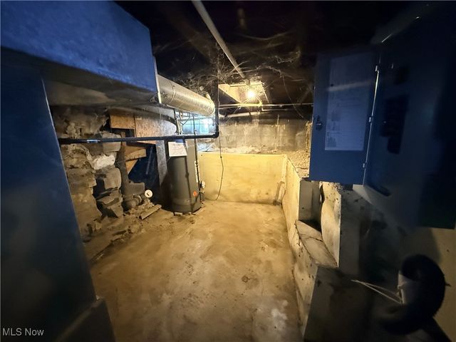 8200 Beman Avenue, Cleveland, OH 44105