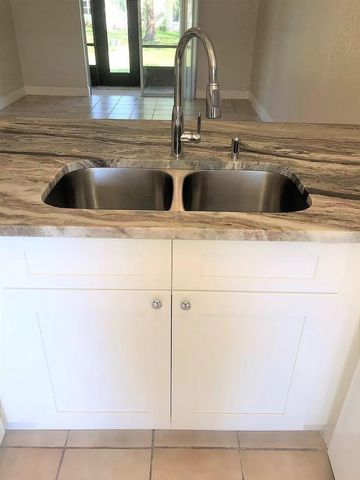 10109 BLAZED TREE COURT, Orlando, FL 32821
