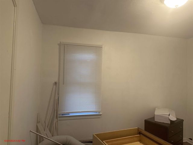 18498 Vaughan Street, Detroit, MI 48219