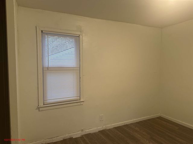 18498 Vaughan Street, Detroit, MI 48219