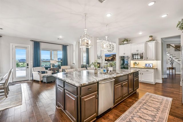 1718 Avery Lane, Friendswood, TX 77546