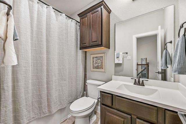1718 Avery Lane, Friendswood, TX 77546