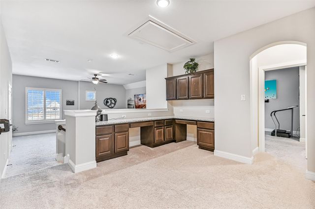 1718 Avery Lane, Friendswood, TX 77546