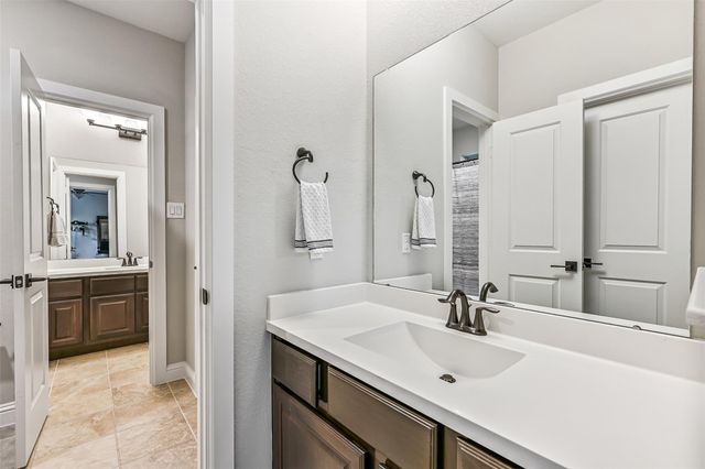 1718 Avery Lane, Friendswood, TX 77546