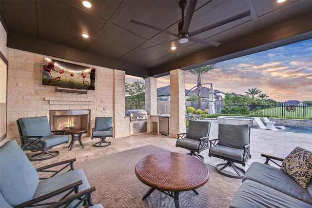 1718 Avery Lane, Friendswood, TX 77546