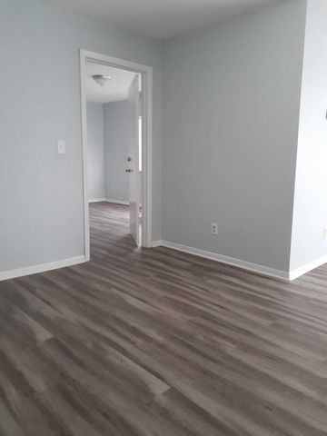 4648 Summit Boulevard, West Palm Beach, FL 33415