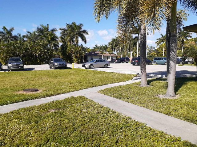 4648 Summit Boulevard, West Palm Beach, FL 33415