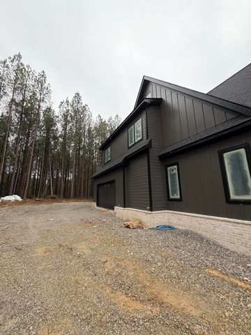 205 Serenity Way, Guild, TN 37340