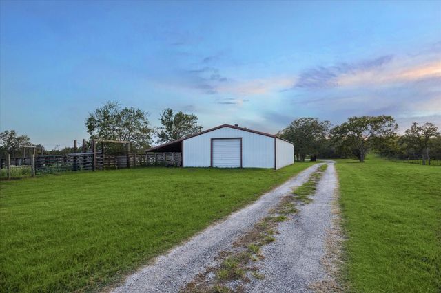 10917 County Road 190, Anderson, TX 77830