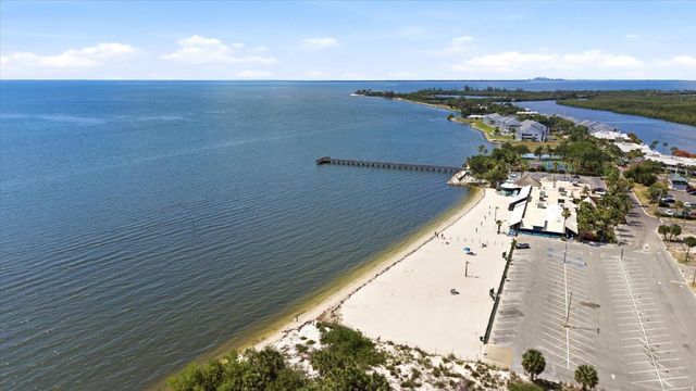 818 BAHIA DEL SOL DRIVE 28, Ruskin, FL 33570