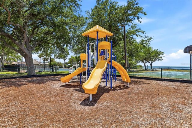 818 BAHIA DEL SOL DRIVE 28, Ruskin, FL 33570