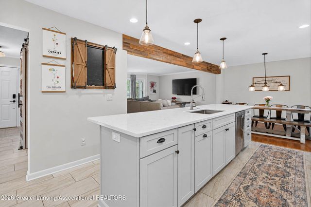 2021 Tulane Drive, Lansing, MI 48912