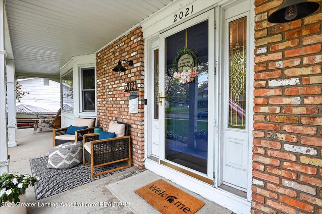 2021 Tulane Drive, Lansing, MI 48912