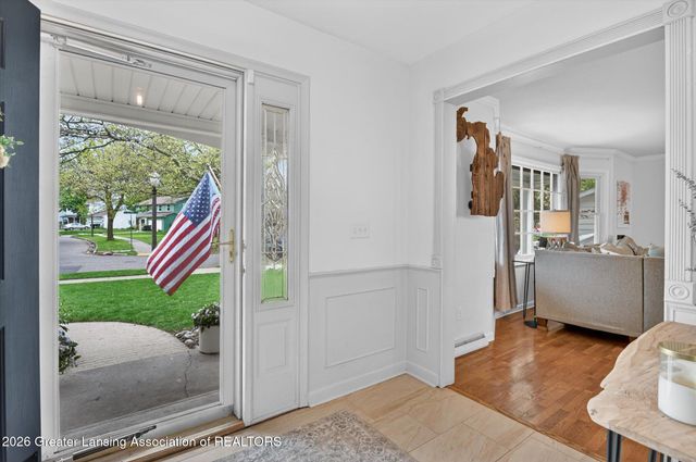 2021 Tulane Drive, Lansing, MI 48912