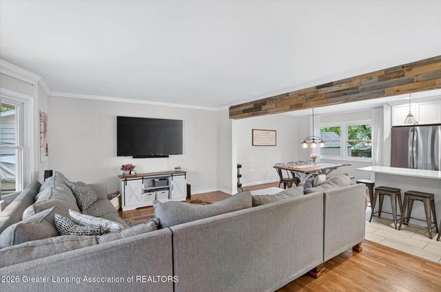 2021 Tulane Drive, Lansing, MI 48912