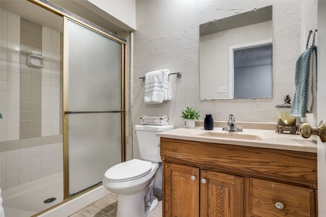 1913 Northwind Court, Garland, TX 75040