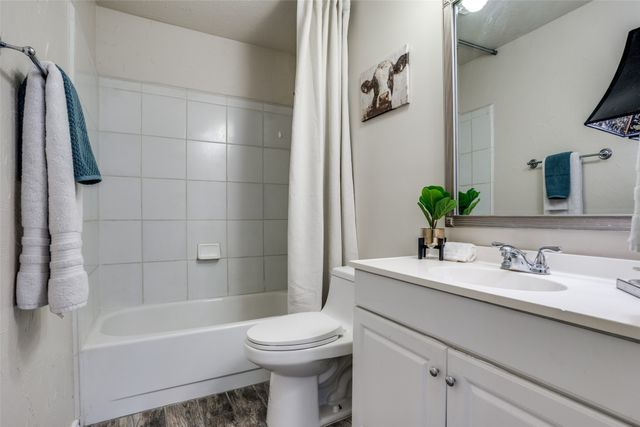 1913 Northwind Court, Garland, TX 75040